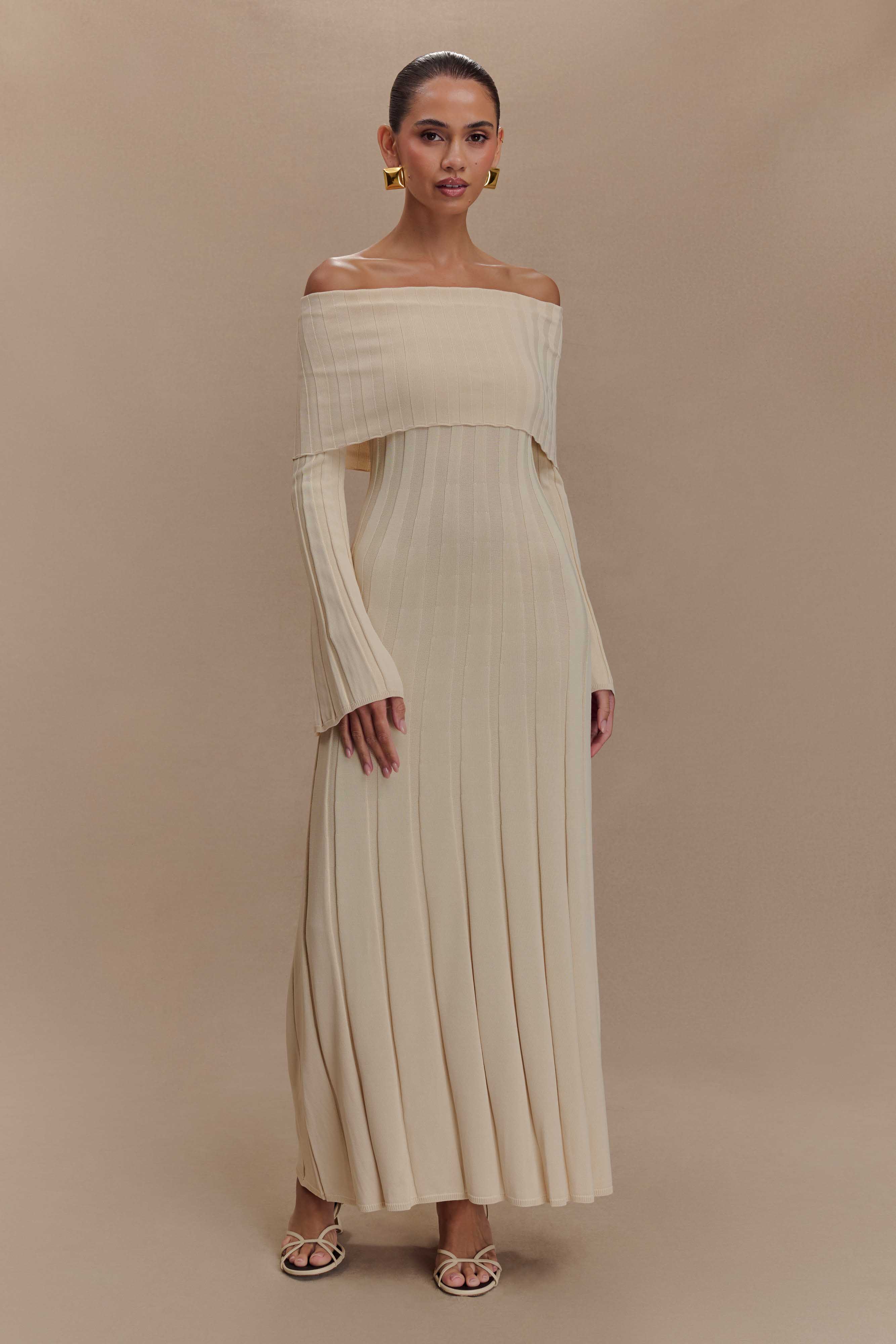 Alonza Long Sleeve Knit Midi Dress Cream