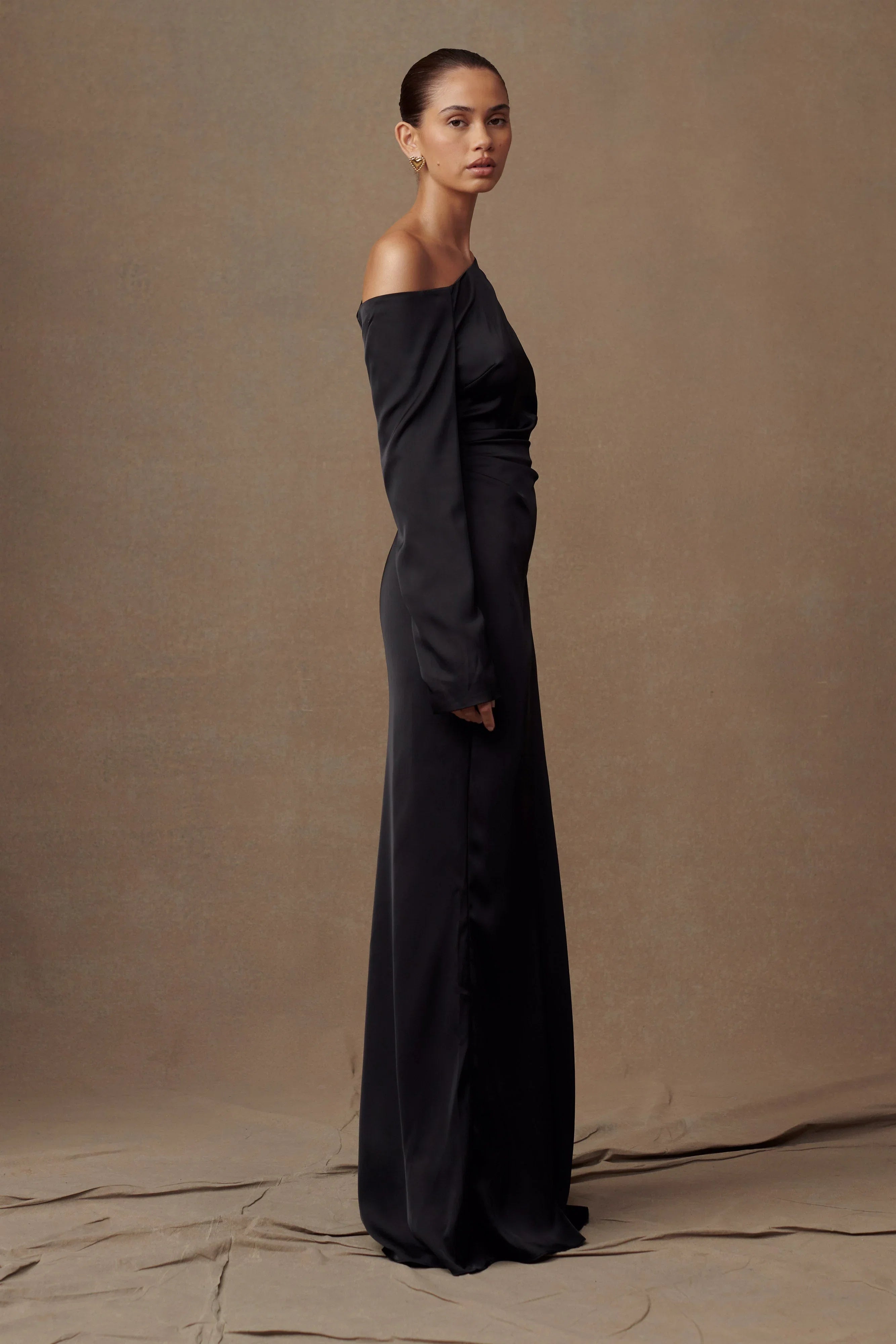 Avery Long Sleeve Maxi Dress Black