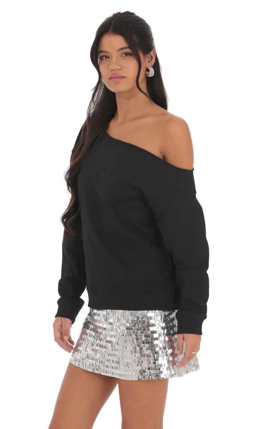 Cut Off Shoulder Jumper in Black