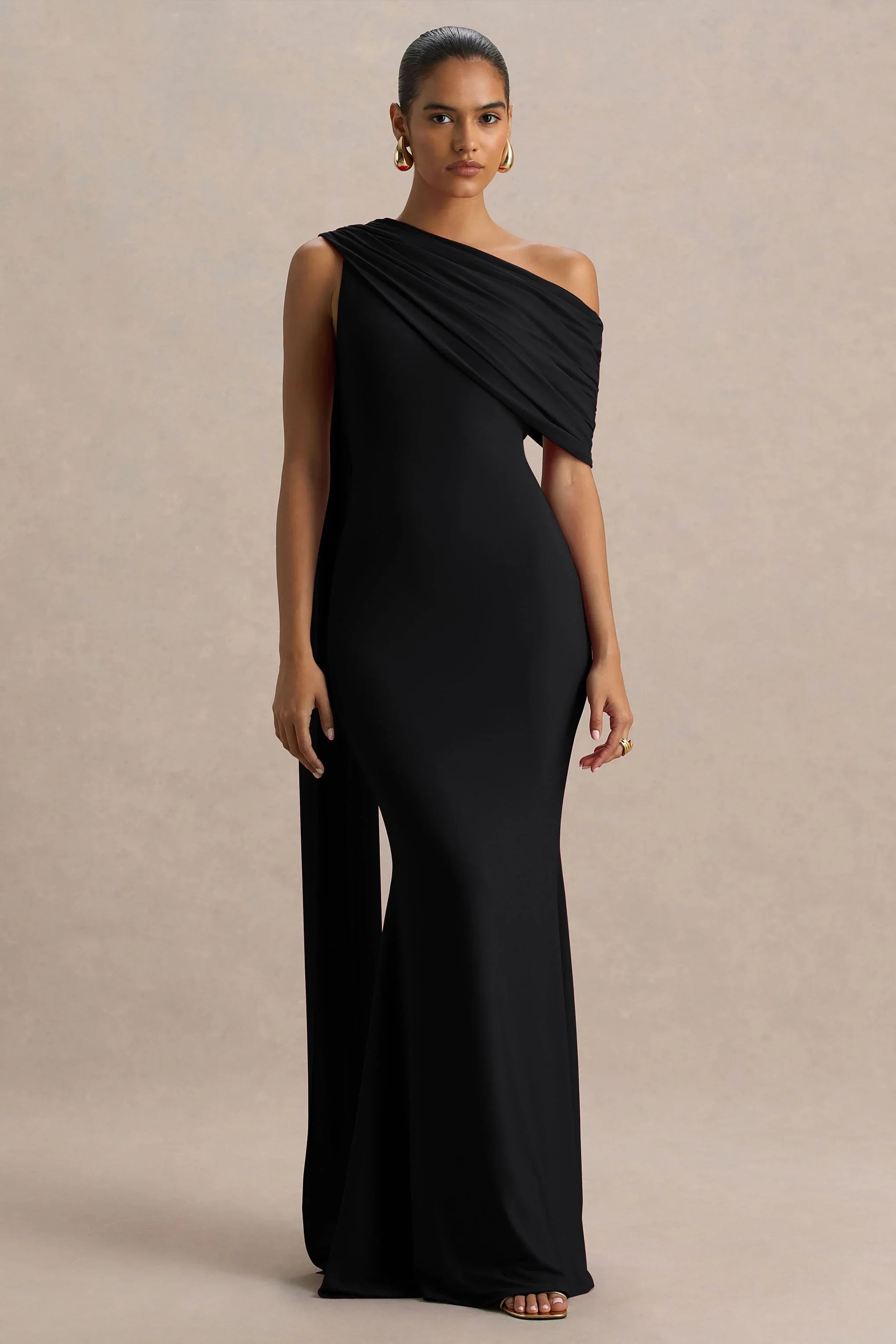 Zendaya Black Asymmetric Neck Fishtail Maxi Dress With Sash