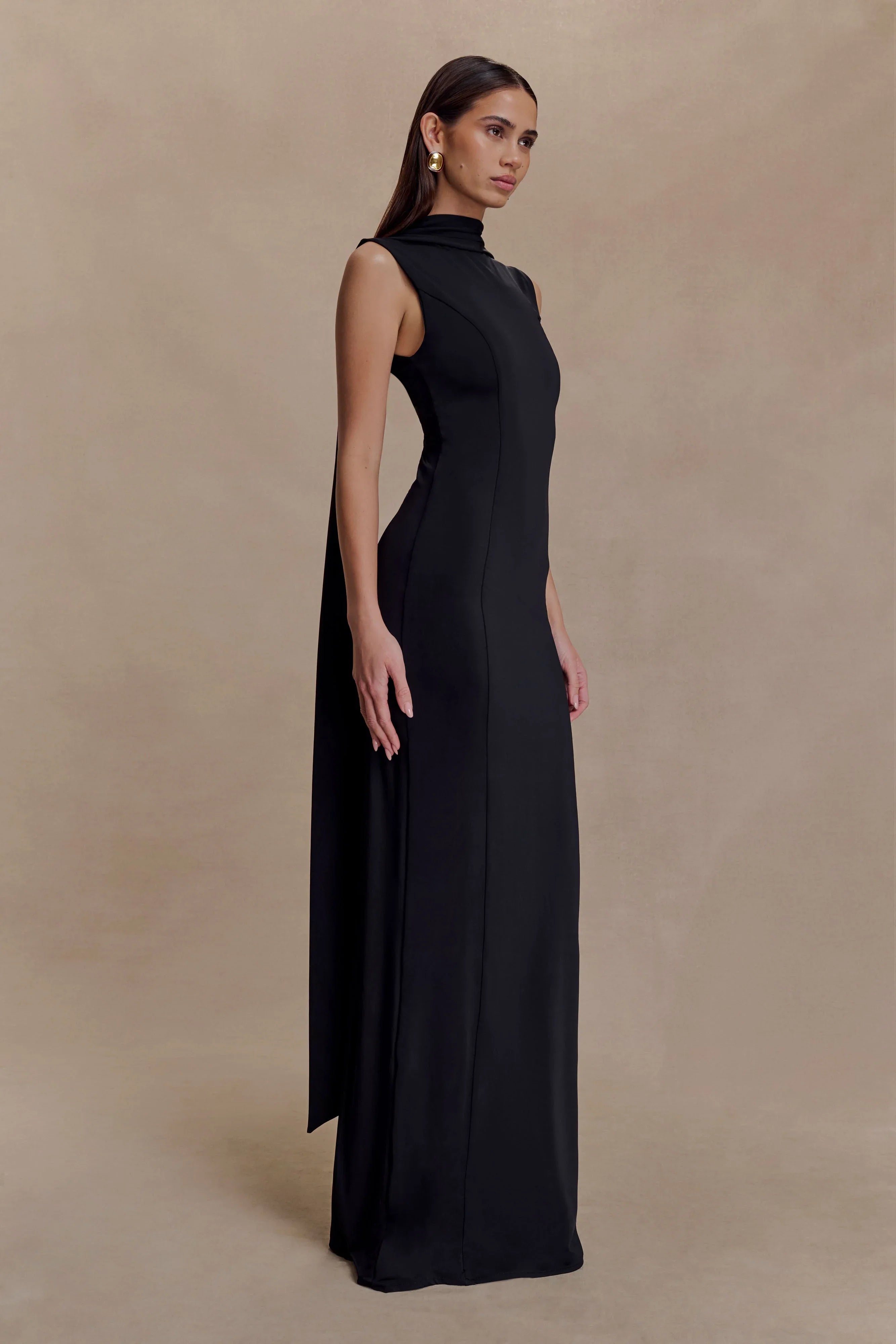 Wisteria Slinky Maxi Dress With Scarf Black