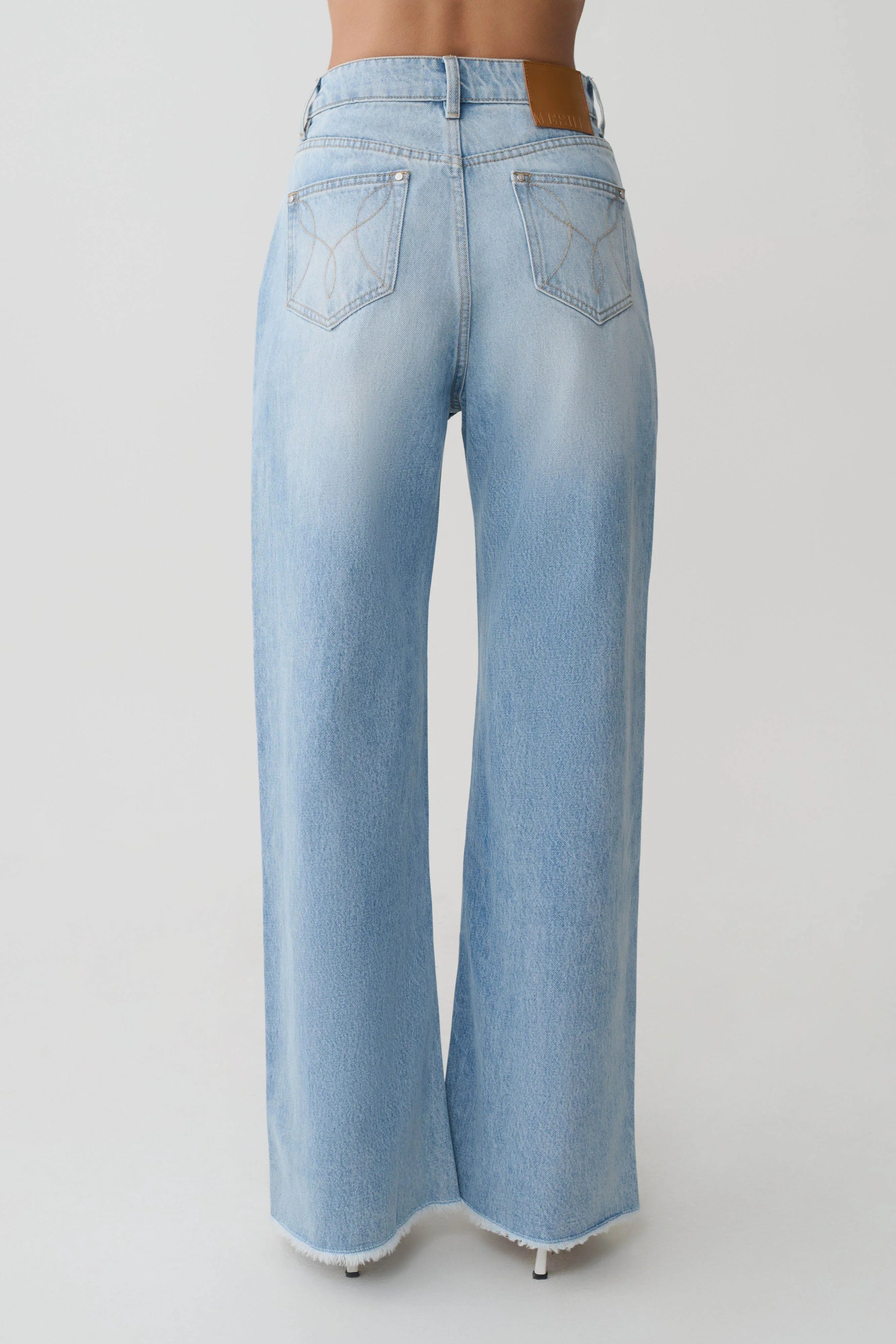 Sebastian Straight Leg Denim Jeans With Fray Hem Washed Light Blue