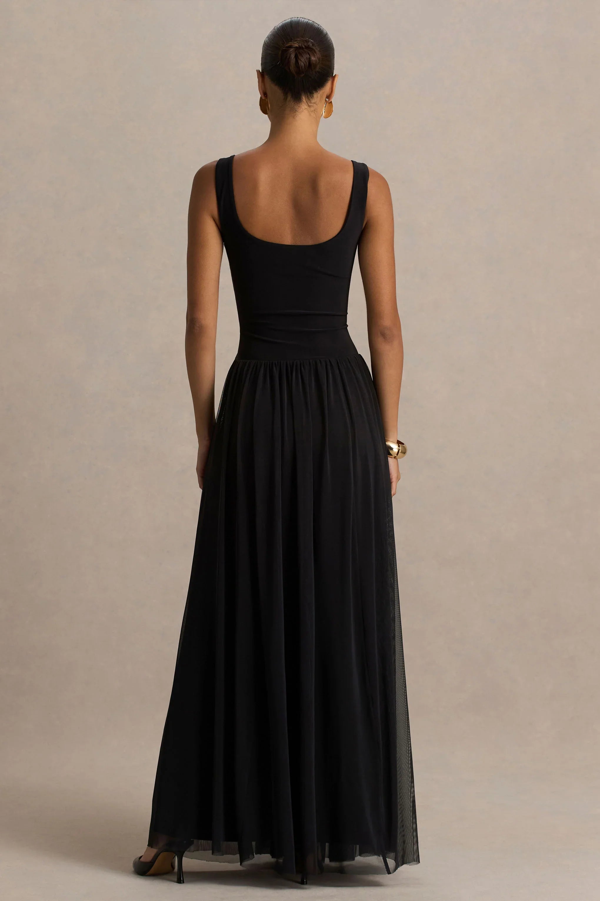 Amelia Black Scoop Neck Maxi Dress With Pleated Skirt