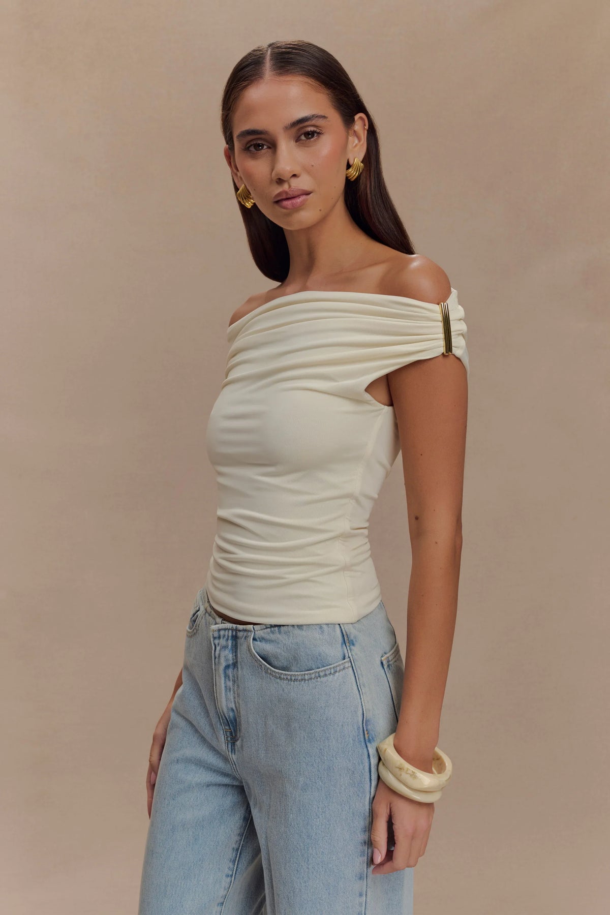 Kinsley Slinky Top With Hardware Ivory