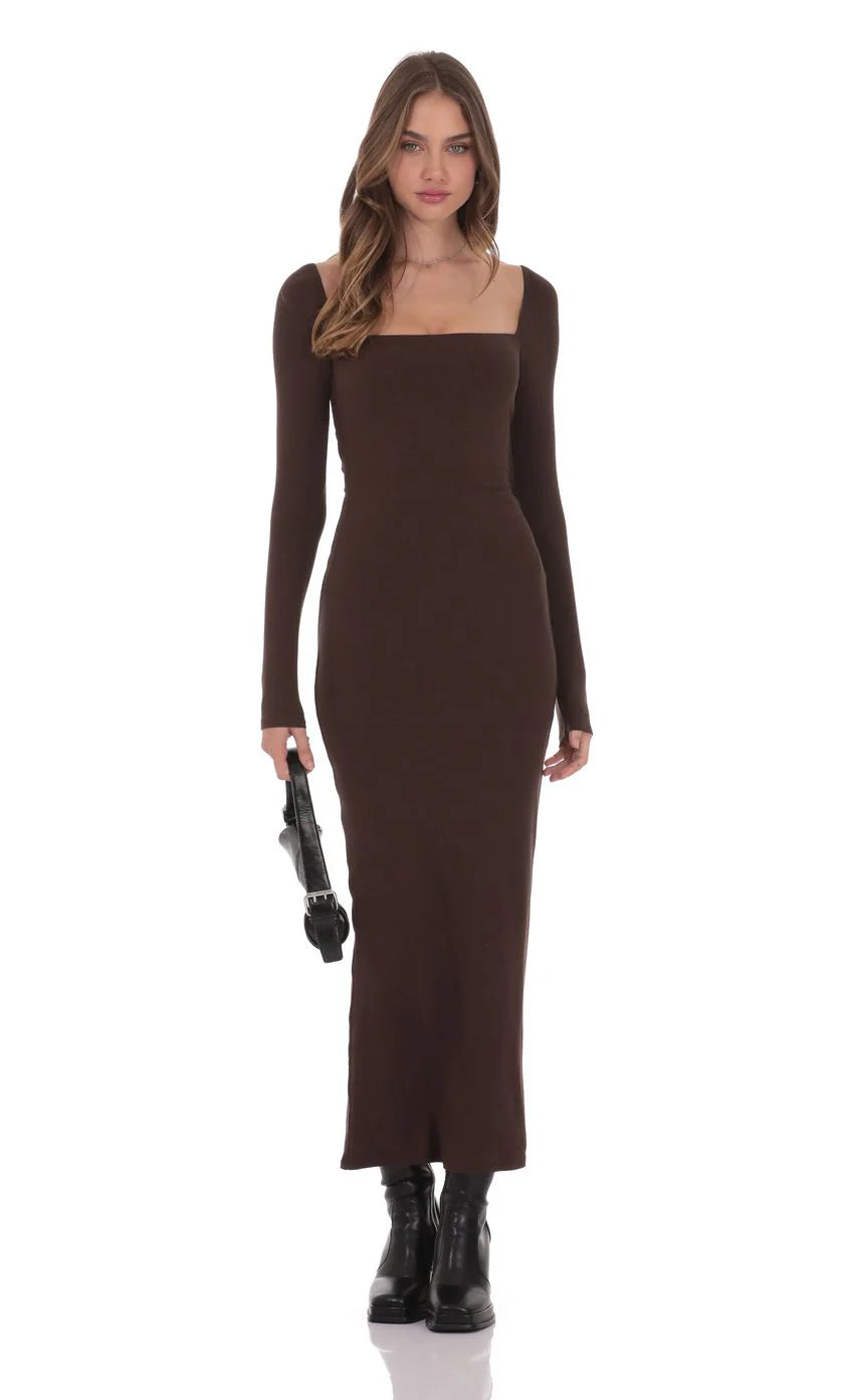 Cinch Tie Ribbed Maxi Dress in Brown