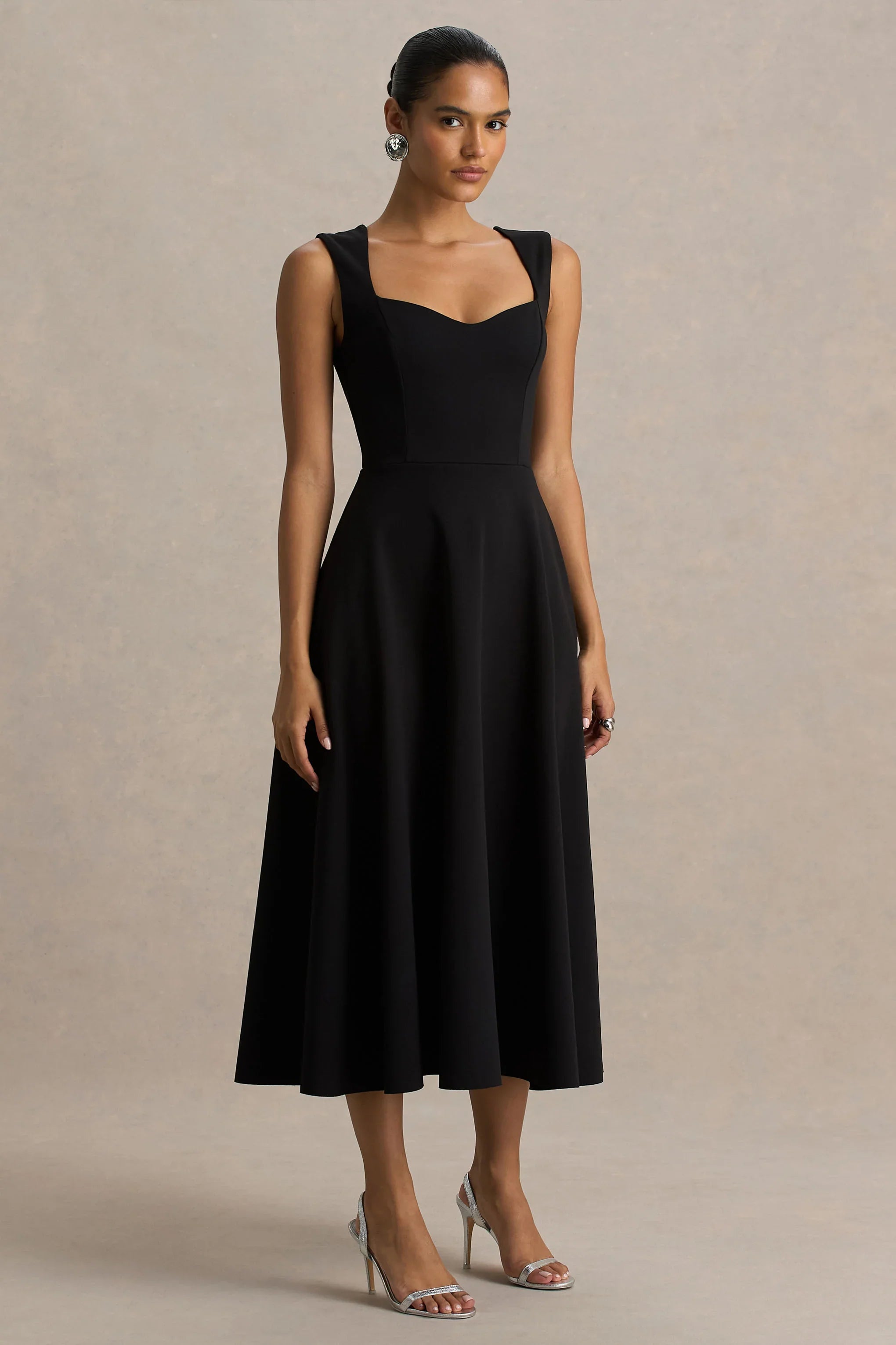 Andromeda Black Sweetheart Neck Midi Dress