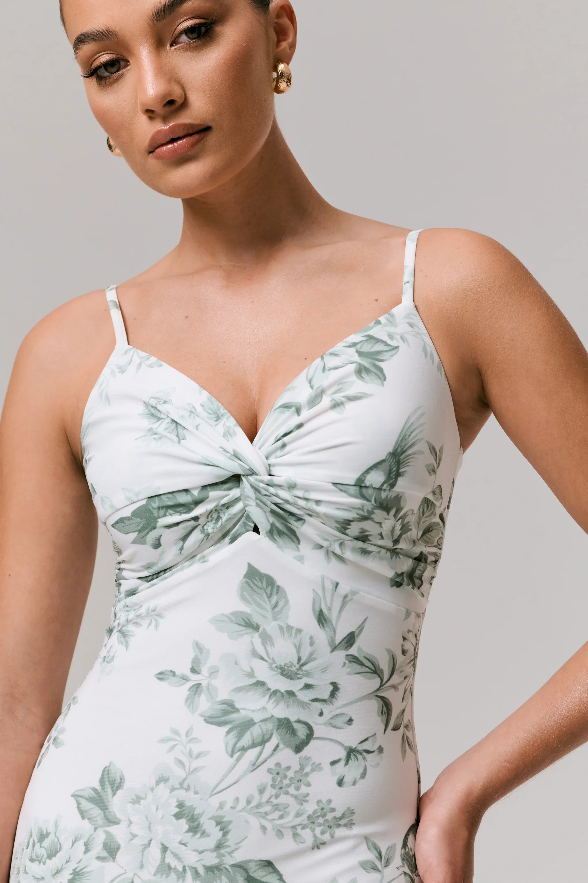 Luz Green Porcelain Print Strappy Maxi Dress