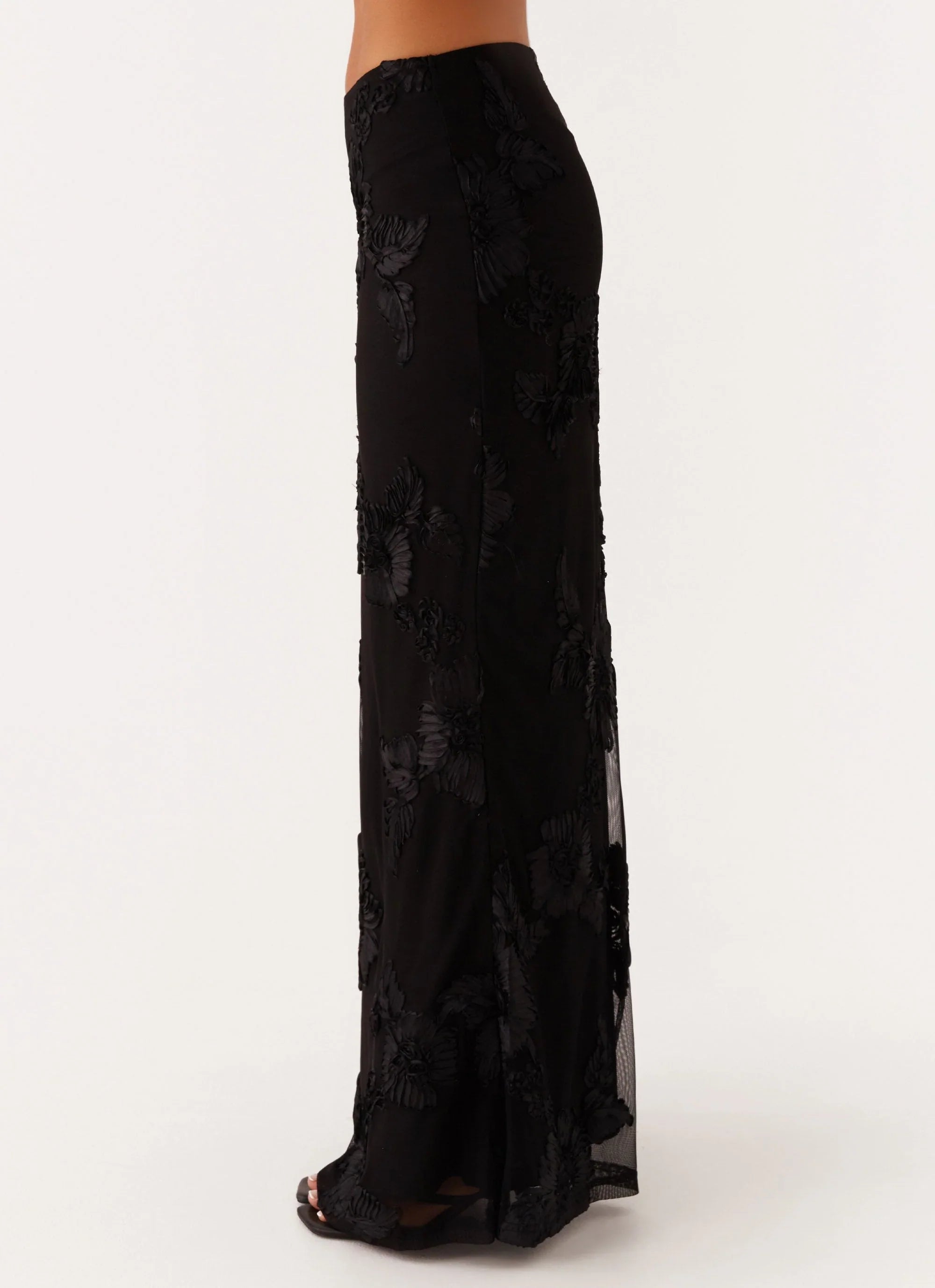 Radiate Maxi Skirt Black