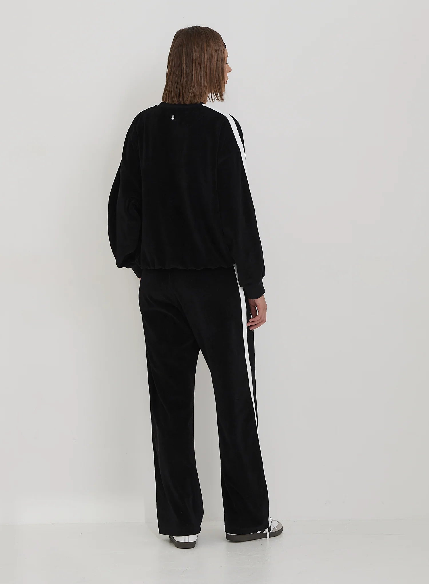 Black Velour Branded Classic Sweatshirt