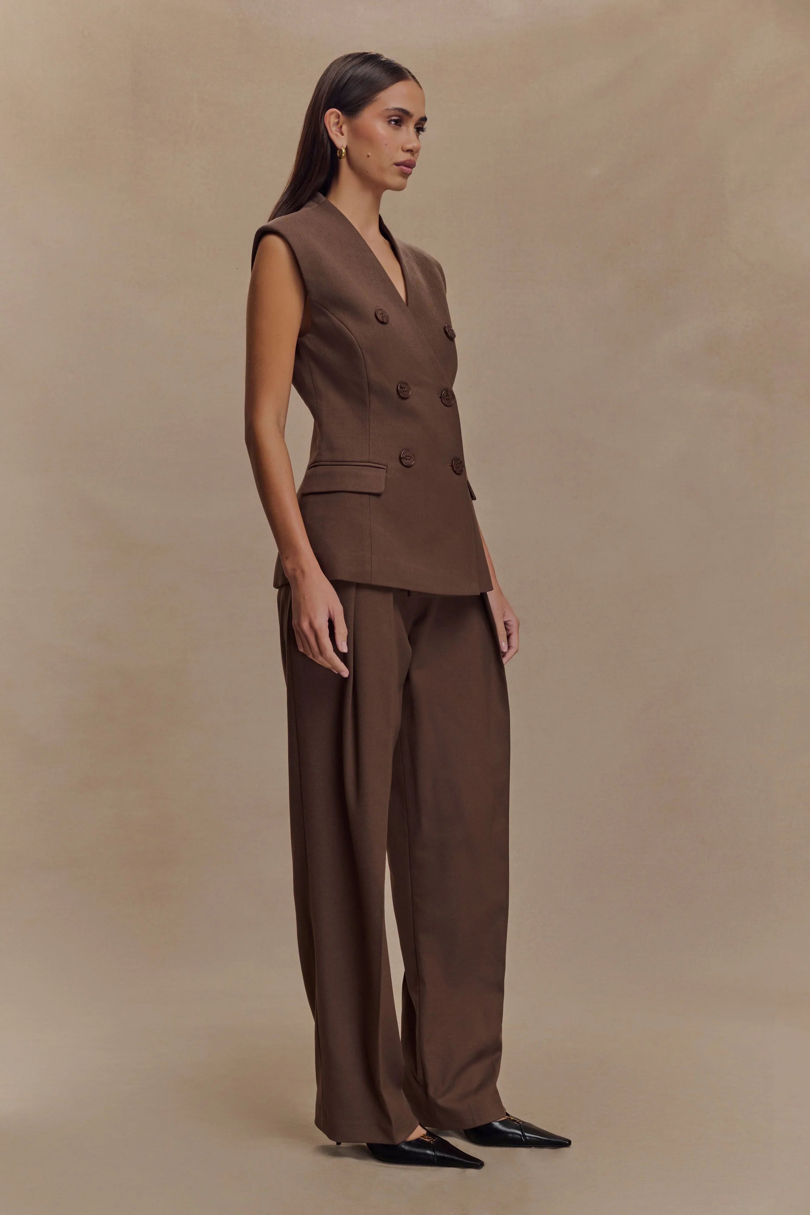 Penelope Suiting Sleeveless Blazer Chocolate