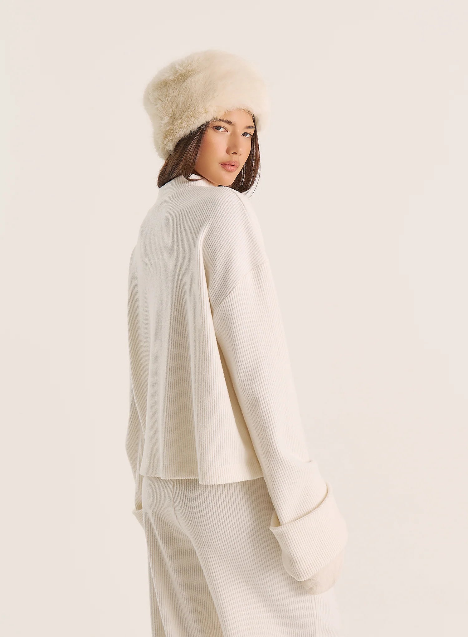 Ecru Wide Cuff Sleeved Knitted Jumper