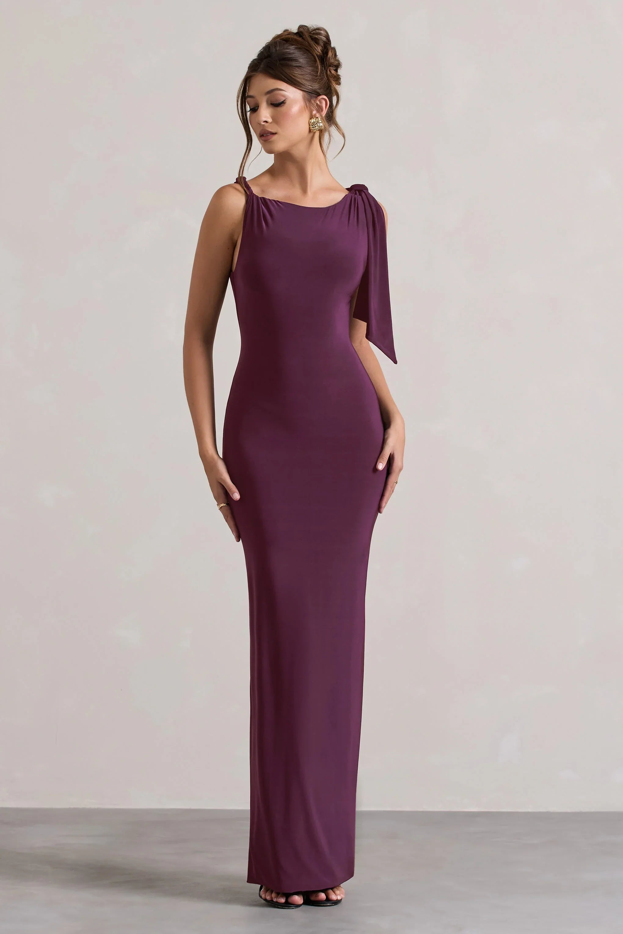 Kacey Plum Twisted Knot Maxi Dress