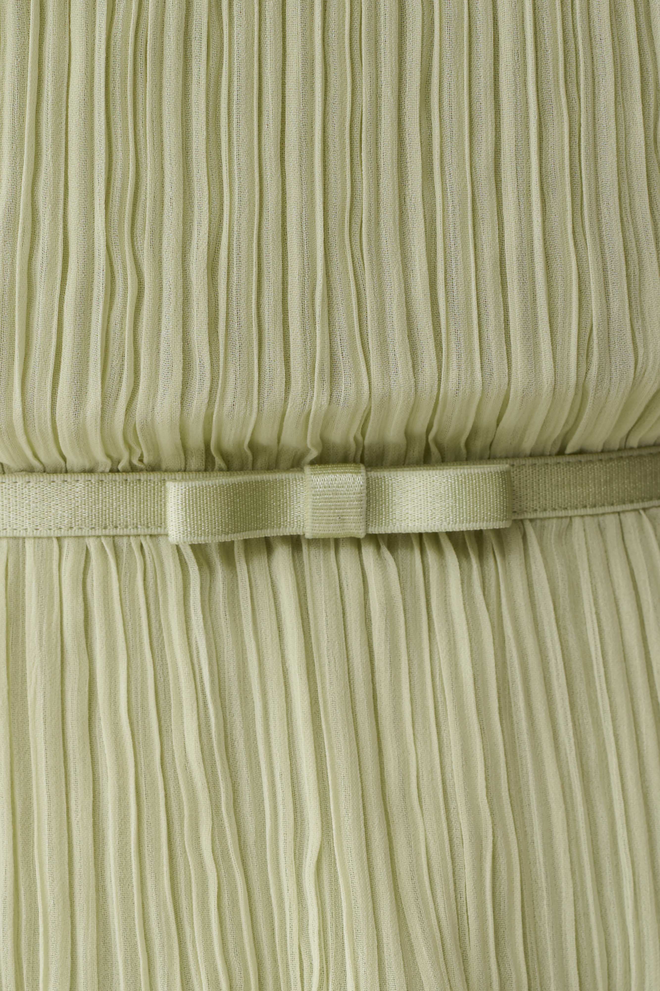 Lilou Pleated Sleeveless Top Sage