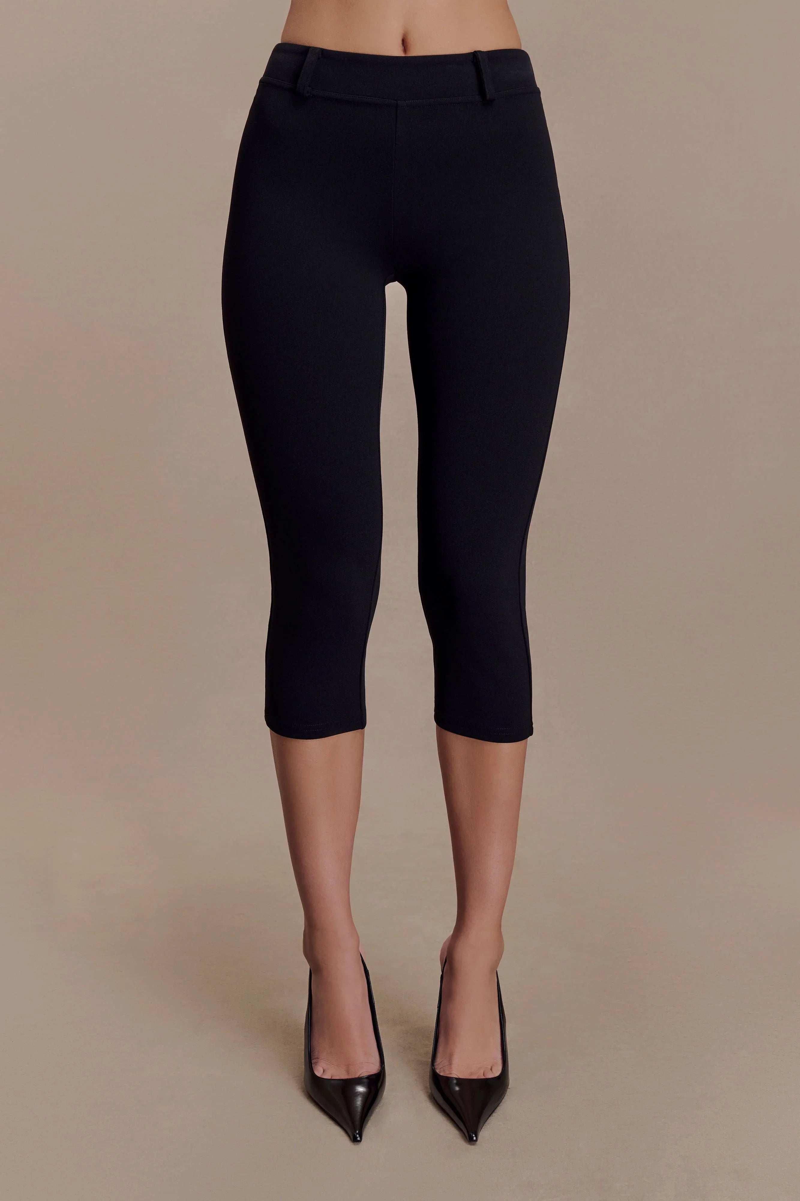 Blanca Stretch Crepe Capri Pants Black
