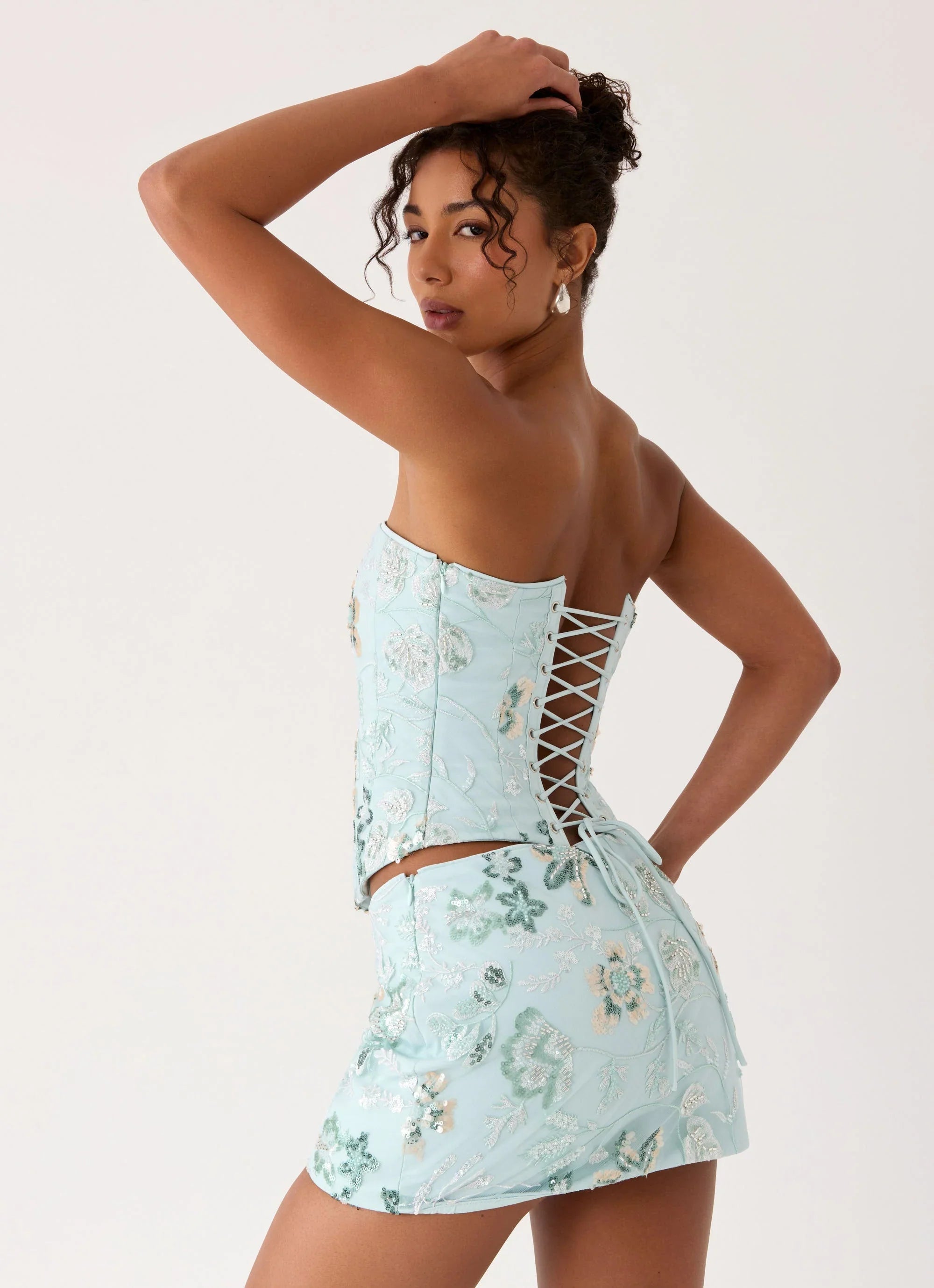Solaire Low Rise Mini Skirt Pistachio
