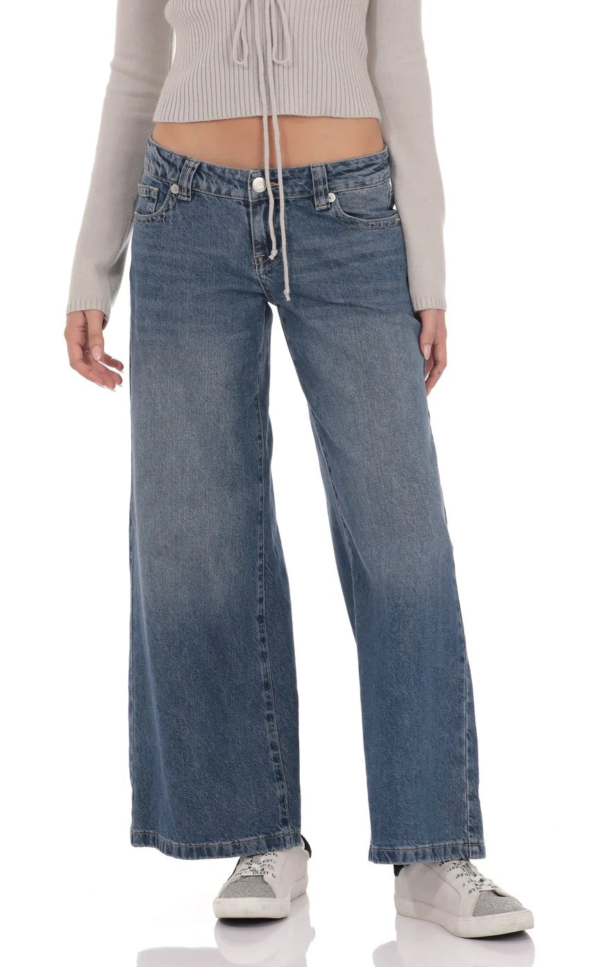 Low Rise Wide Leg Jeans in Blue