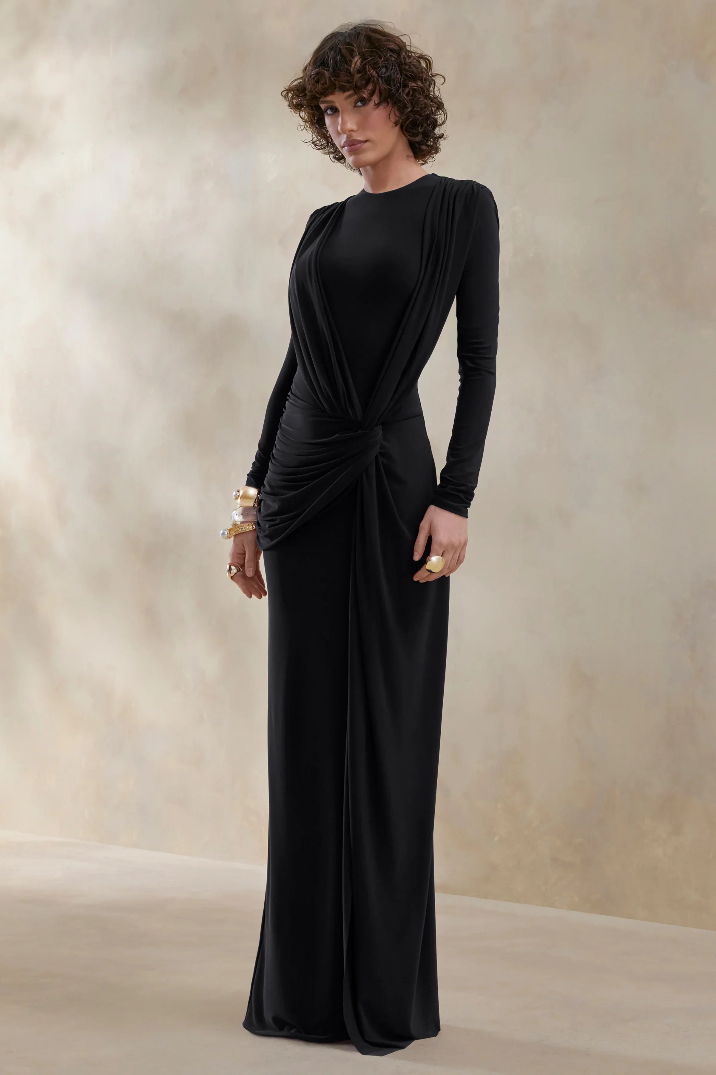 Desirelle Black Crew Neck Maxi Dress With Gathered Detailing