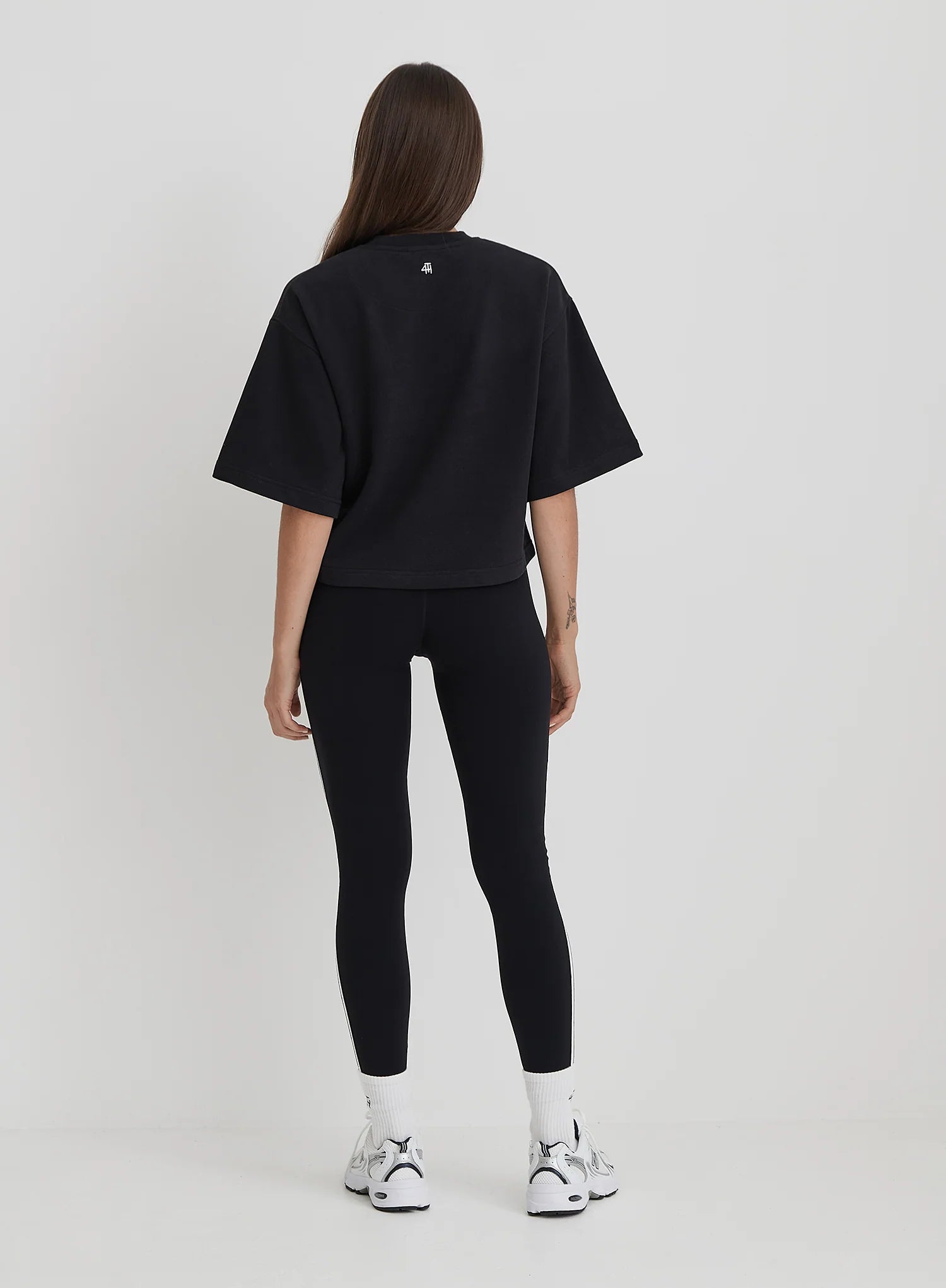 Black Oversized 1990 Graphic Boxy Sweat Top