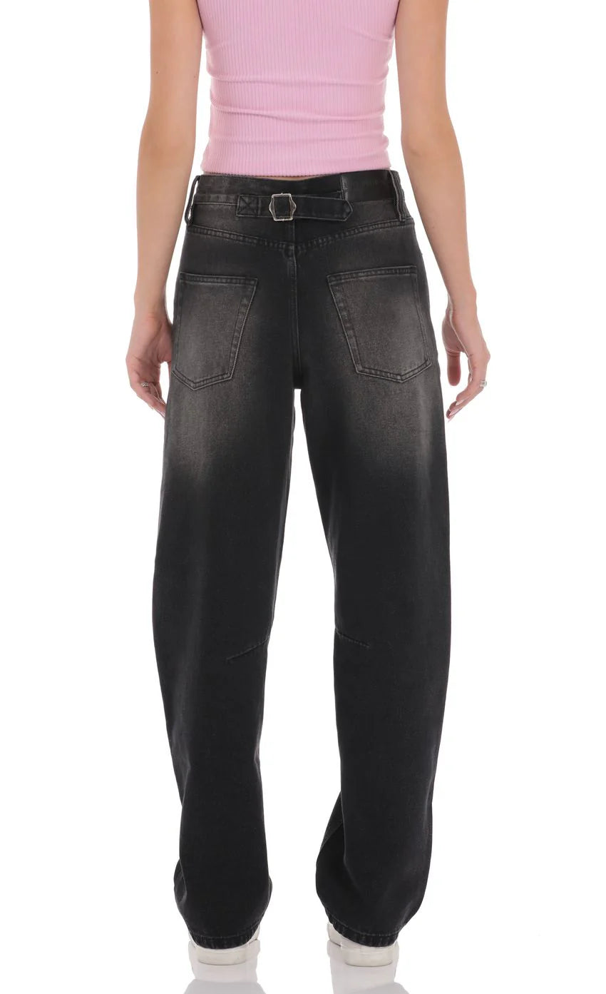 Distress Barrel Jeans in Faded Black