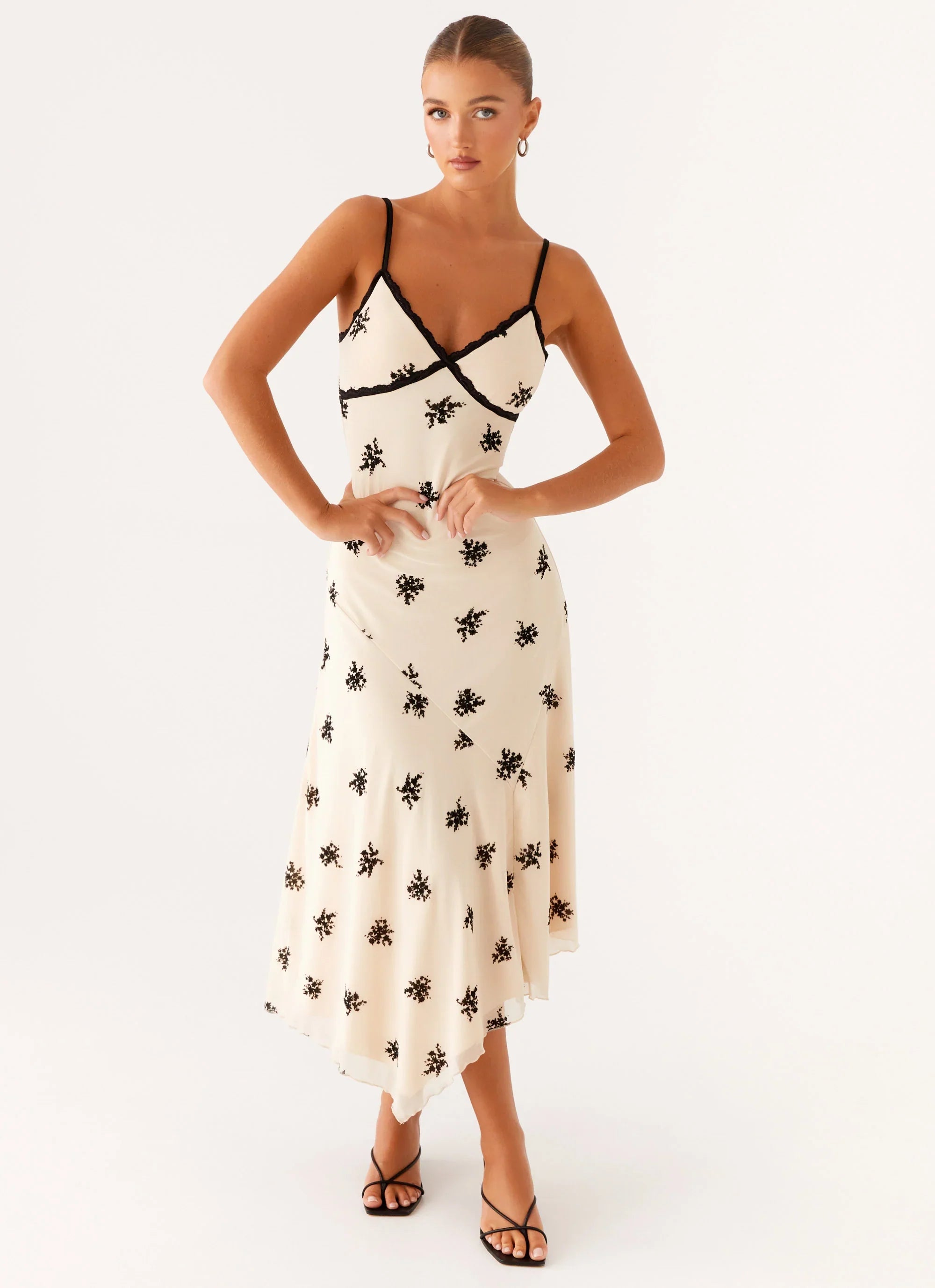 Amelia Midi Dress Nude