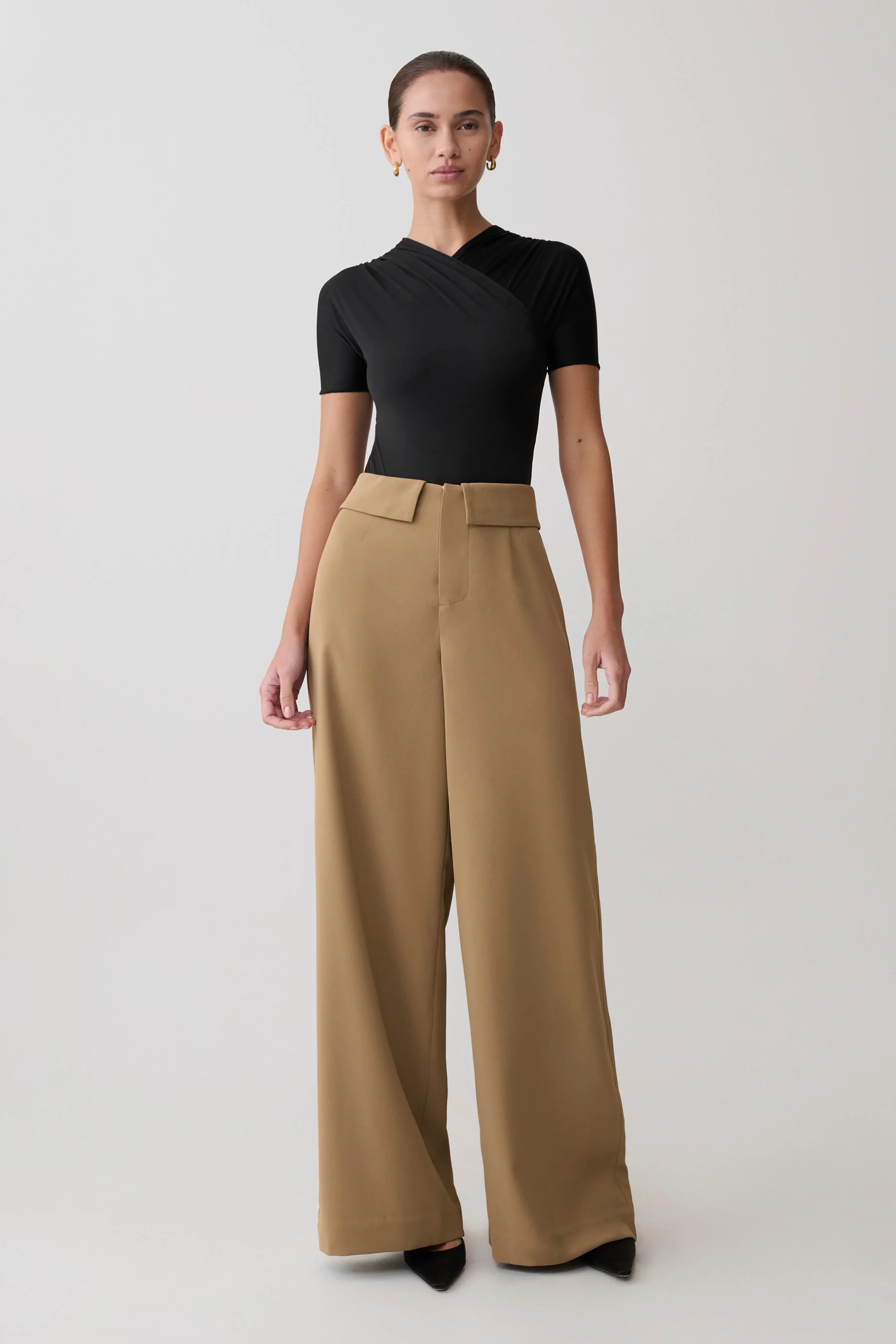 Junie Shortsleeve Cross Over Bodysuit Black